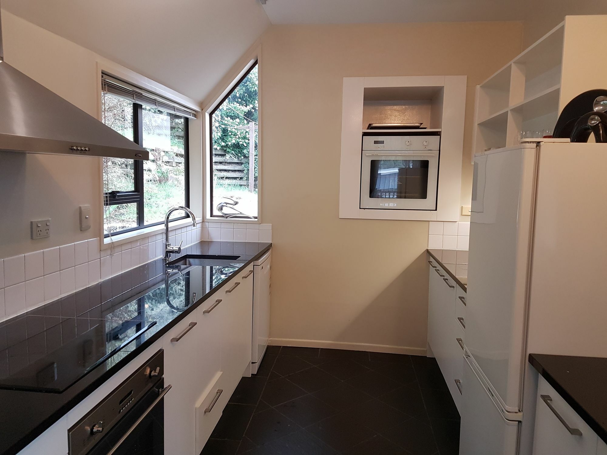 Queenstown Lakeview Holiday Home-5Mins To Town Exterior photo